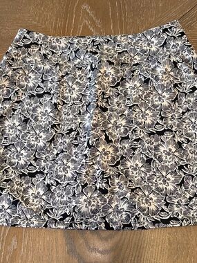 Tommy Bahama Active Wear Black and White Floral A-Line Mini Skort